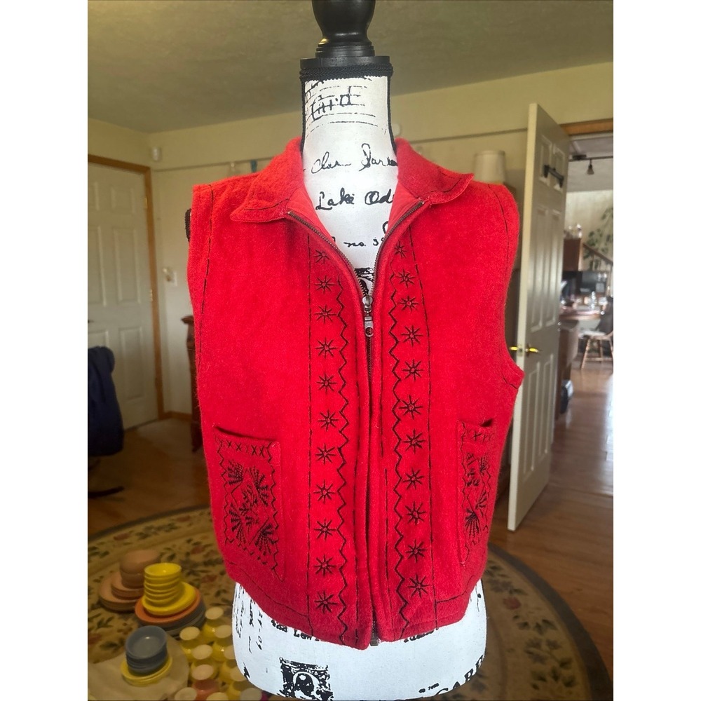 Front Zipper Wool Blend Vest Red‎ With Black Embroidery Large